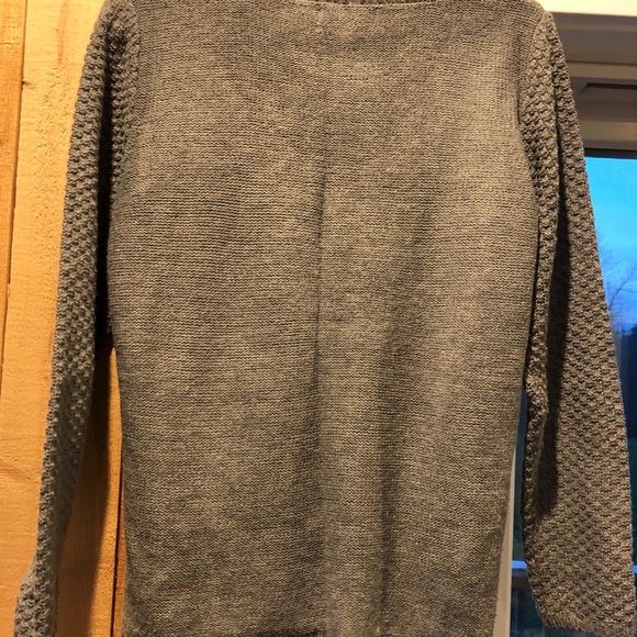 Sweater - Picture 3 of 3